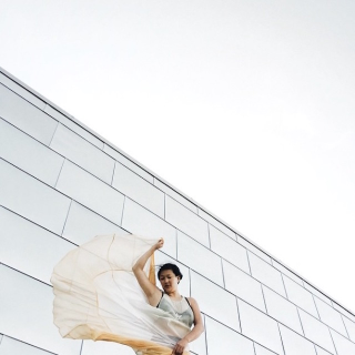 Illustration for article titled Facebook Is Using Famous Instagrammers To Show Off Its New Office